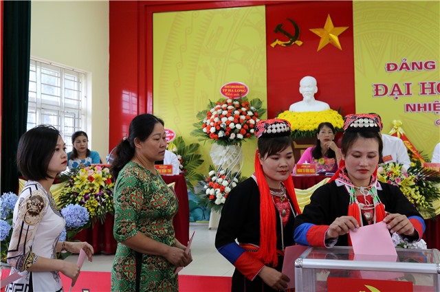 Đại hội Đảng bộ xã Quảng La lần thứ XII nhiệm kỳ 2020 – 2025